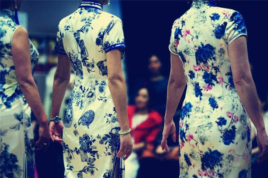 Chinese Customs - Qipao