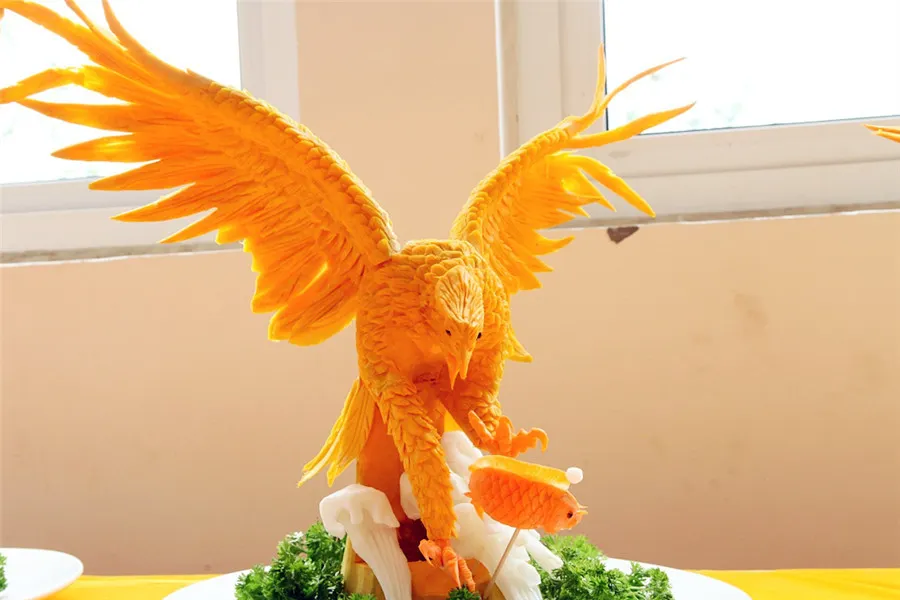 Food carving - Large carving Flying