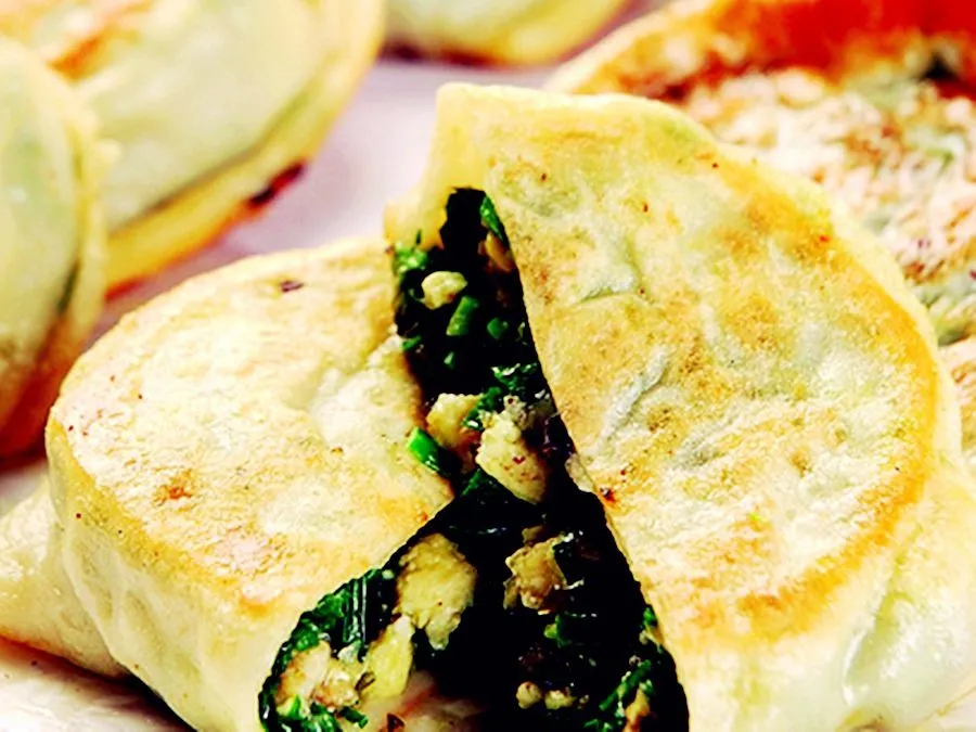 7 Delicious Snacks of the Zibo City+Hello+The Boshan Sesame Seed Cake