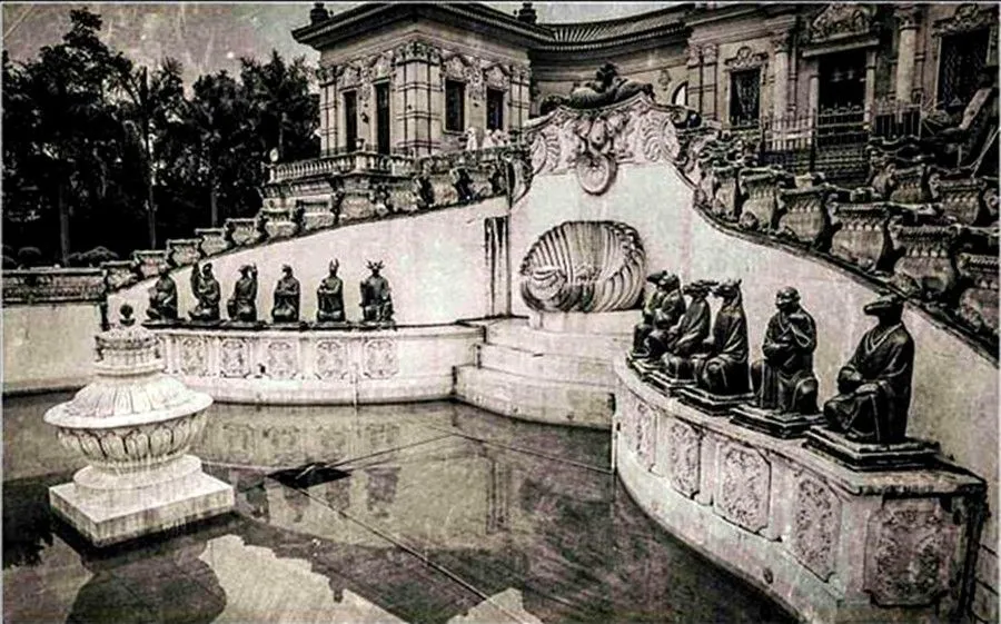 Bronze Animal Heads+Hello+The Haiyantang in the Old Summer Palace