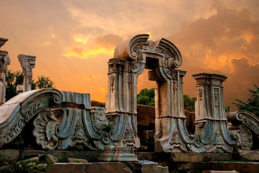 Bronze Animal Heads+Hello+The Tortuous Fate of the Twelve Animal Heads