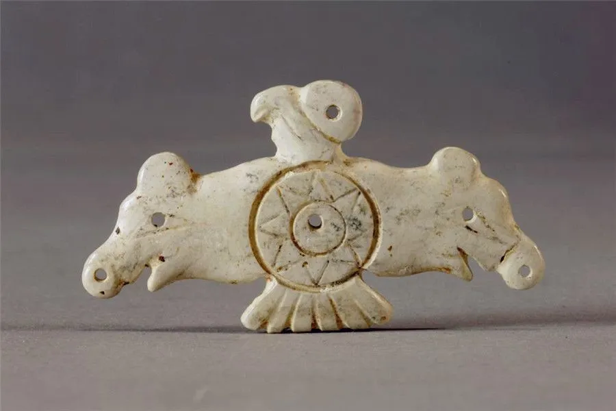 Chinese Jade Ware in Neolithic Age -  Jade Ware of Lingjiatan Culture 凌家滩文化