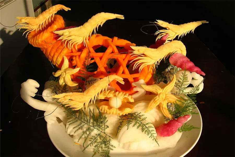 Food carving - how to choose the materials