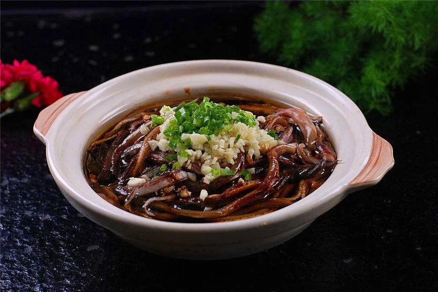 Huaiyang Cuisine - Ruandou Eel 软兜鳝鱼