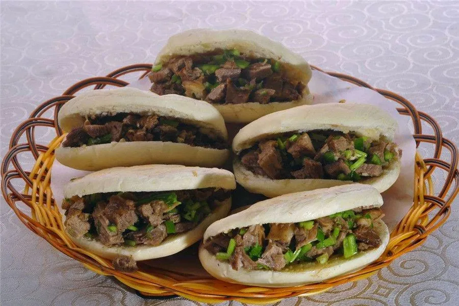 Ningxia Cuisine - Cake Sandwiched with Mutton