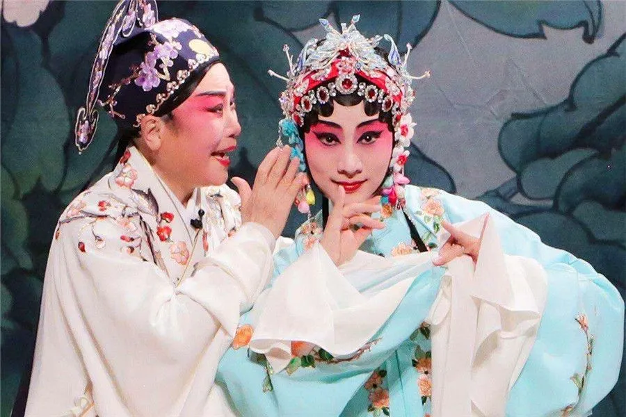 Peony Pavilion - Lived together