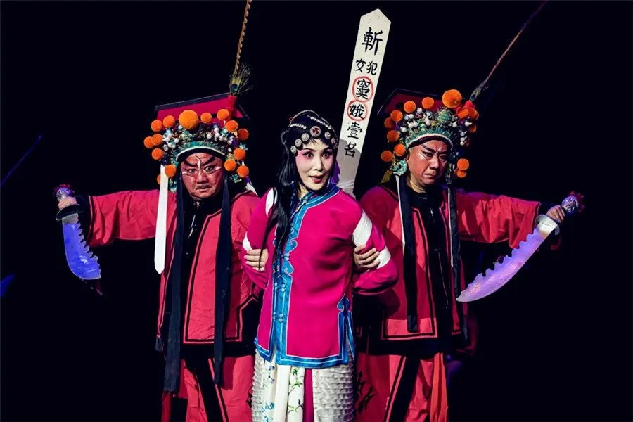 Snow in Midsummer - Injustice to Dou E