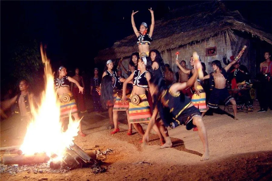 Wa People’s a “Dreaming to Decide the Marriage”