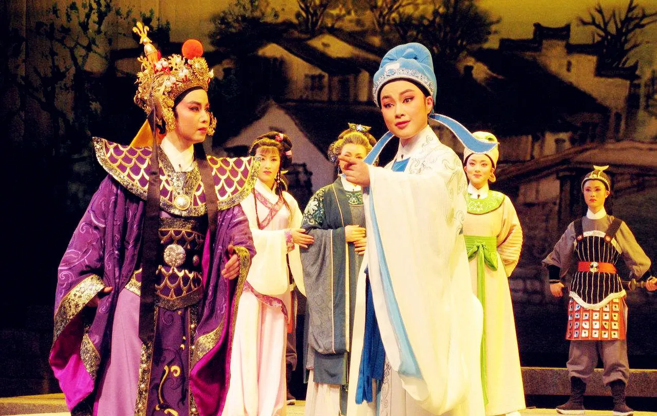 Huangmei Opera - Cchatty